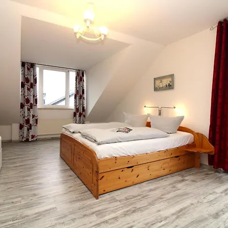 Appartementhaus Cubanzestrasse 43 31 Ostseebad Kühlungsborn