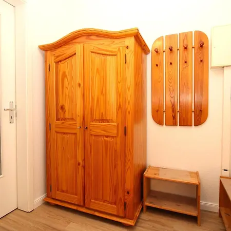 Apartment Appartementhaus Cubanzestrasse 43 31 Kuehlungsborn