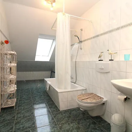 Appartementhaus Cubanzestrasse 43 31 * Ostseebad Kühlungsborn