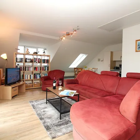 Appartement Appartementhaus Cubanzestrasse 43 31 *